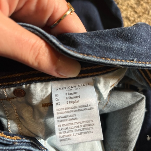 American Eagle Boot Cut Denim Jeans. Only worn once. Super stretch. Size 2. - Picture 3 of 5